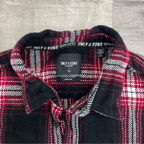 🔥 ONLY & SONS Flannel / Plaid Button Up Shirt - Picture 4 of 15